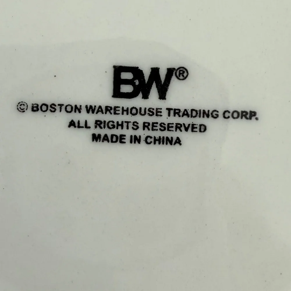 Boston Warehouse Trading Co. Ladybug Set of 3 Small Bowls Ref White Poka Dots‎